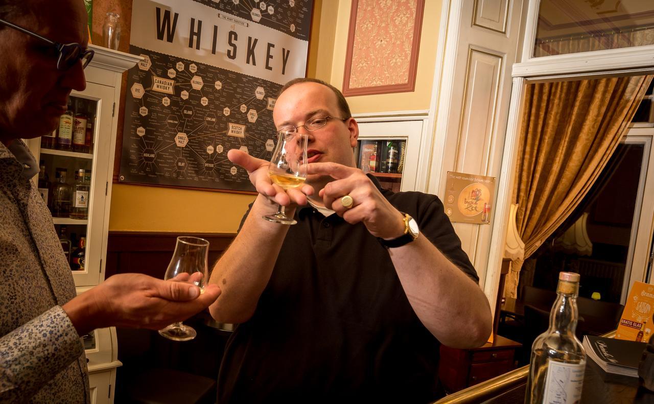 Fidder - Patrick's Whisky Bar Hotel